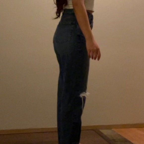 super cute uniqlo jeans - Picture 2 of 5